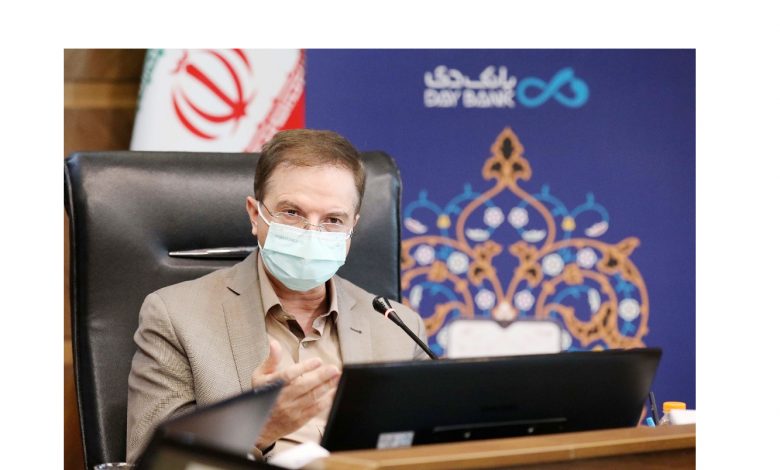 مدیر عامل بانک دی