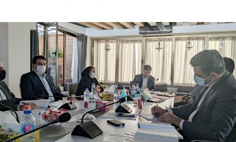 چرخش شعبه محوری جامه عمل می پوشد
