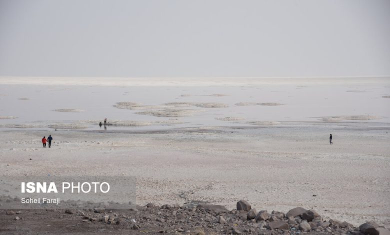 گزارش تصویری / دریاچه ارومیه در آستانه خشکی کامل