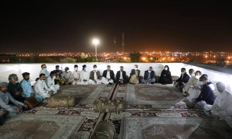 نشست معاون فرهنگی دبیرخانه شورای عالی مناطق آزاد کشور با اصحاب رسانه چابهار