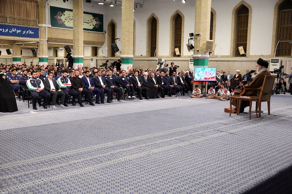 اصلاً شما چه کاره هستی؟!