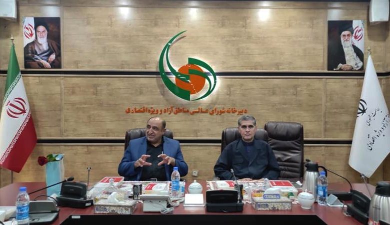 در دیدار مدیرعامل شرکت نفت خزر با عیسی فرهادی مطرح شد : توسعه همکاری ها در راستای گسترش فعالیت های حوزه انرژی خزر