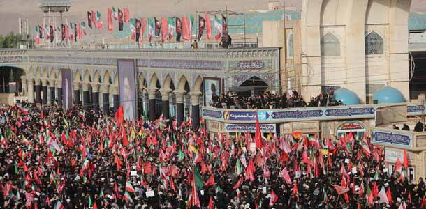 قم در قاب وداع با قائد امت؛ تشییع و بدرقه میلیونی پیکر رهبر شهید