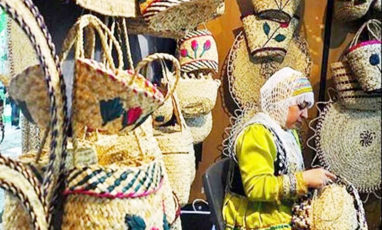 صنایع دستی در انتظار مسافران نوروزی