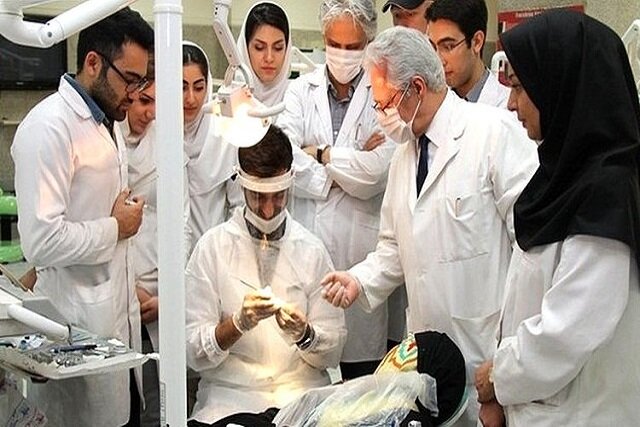 آینده دو رشته پزشکی و دندانپزشکی در حال نابودی است