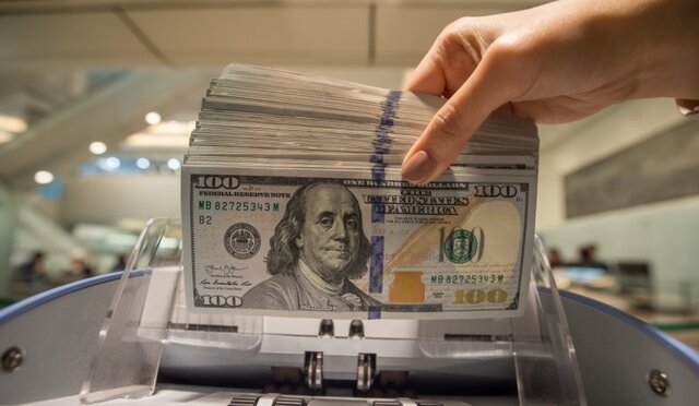 ادامه کاهش قیمت ارز تجاری