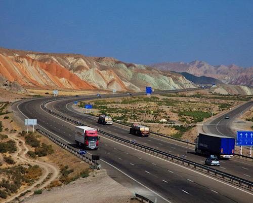 اصلاح و ایمن‌سازی ۹۹۷ نقطه پرحادثه جاده‌ای در دوره فعالیت دولت چهاردهم