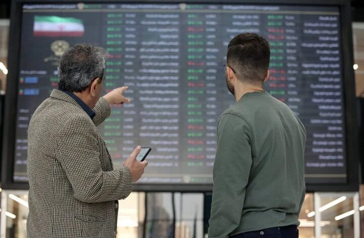 بلاتکلیفی در بازار سرمایه؛ وقتی پدال بورس زیر پای خودروسازان است!