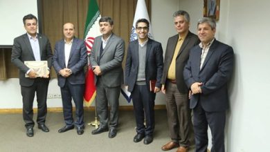 تقدیر از پژوهشگر برتر بانک سپه در مراسم هفته پژوهش نظام بانکی کشور