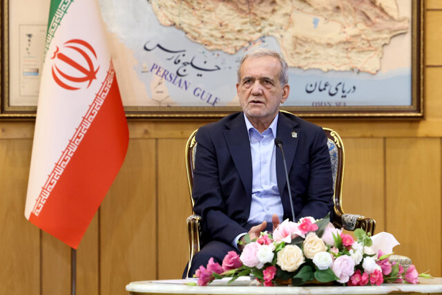 حافظ منافع ایران هستیم