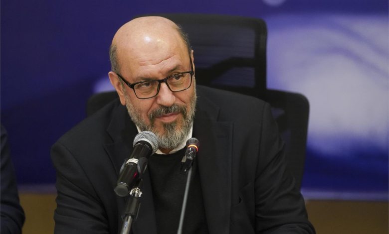 بانک سینا می‌تواند به یک بانک معیار در خدمت‌رسانی اجتماعی تبدیل شود