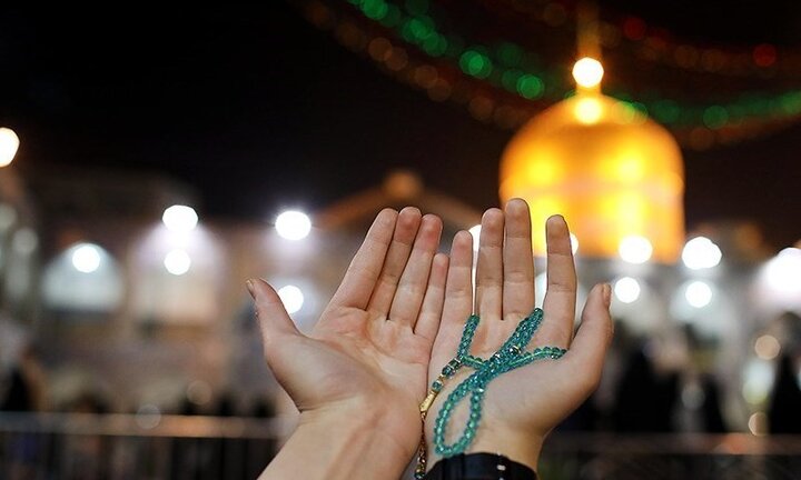 خاطره اى از علامه محمدرضا حكيمى در صلوات خاصه امام رضا (ع)