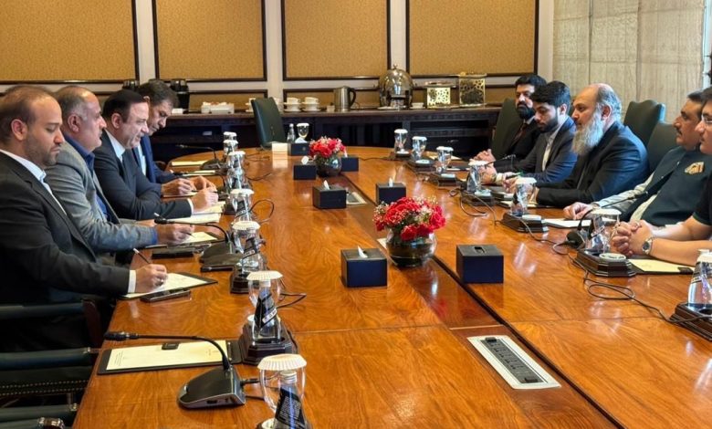 دیدار دبیر شورایعالی مناطق آزاد با وزیر تجارت پاکستان
