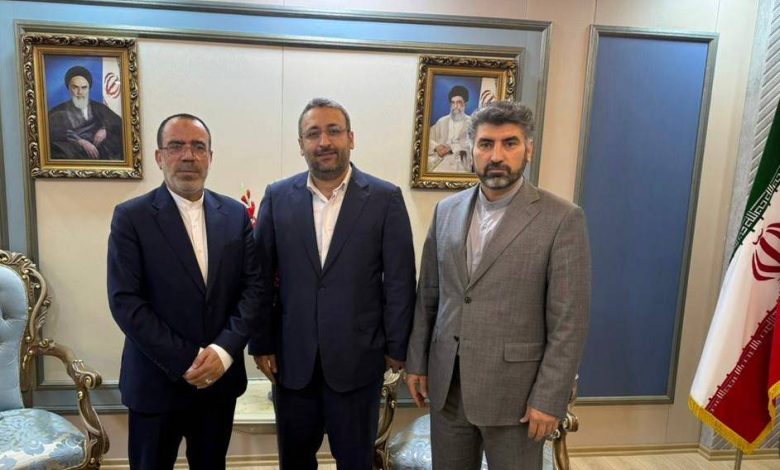 دیدار معاون بازرگانی چادرملو با سرکنسول ایران در اربیل