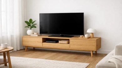 راهنمای ست کردن میز تلویزیون با پرده‌ ها