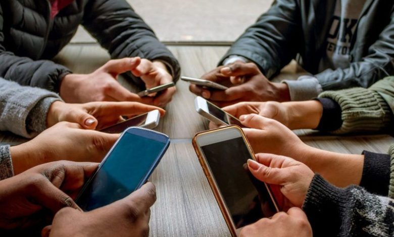 سراب موفقیت‌های نمایشی در شبکه های اجتماعی