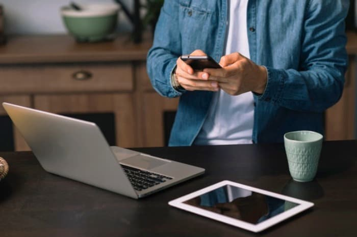 فرهنگ استفاده از تلفن همراه در محل کار