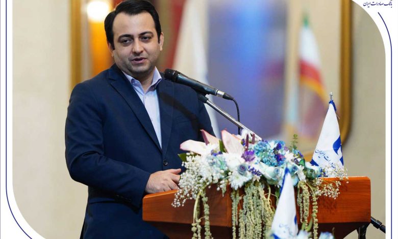 محسن سیفی : راهبرد بانک صادرات ایران خروج از بنگاه‌داری و تمرکز بر فعالیت‌های مولد و شفاف است