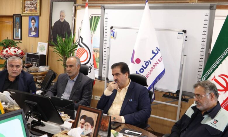  مدیرعامل بانک تاکید کرد : شکوفایی ظرفیت‌های توسعه‌ای شرکت ذوب‌آهن با حمایت‌ بانک رفاه کارگران