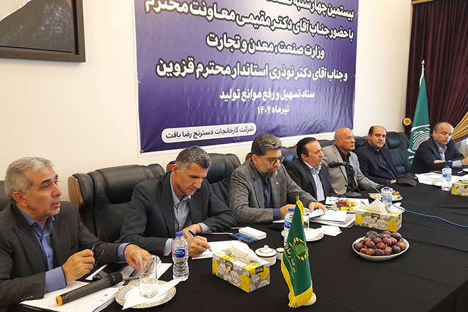 معاون وزیر صمت: مشکلات سوخت، ارز و برق صنایع با رویکرد هفتگی در حال پیگیری است
