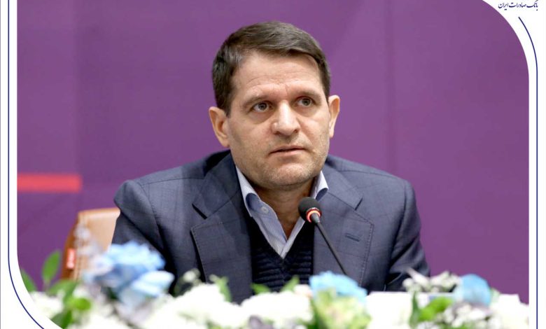 نخستین همایش هم‌اندیشی بانک صادرات ایران با فعالان صنعت پتروشیمی برگزار شد